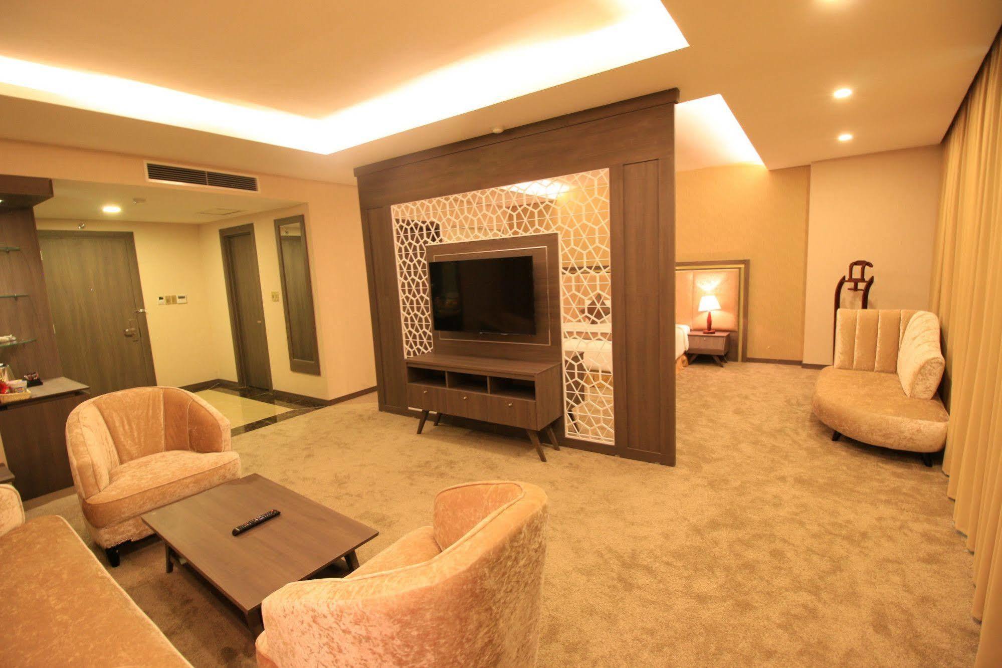 Muong Thanh Luxury Can Tho Hotel Eksteriør billede